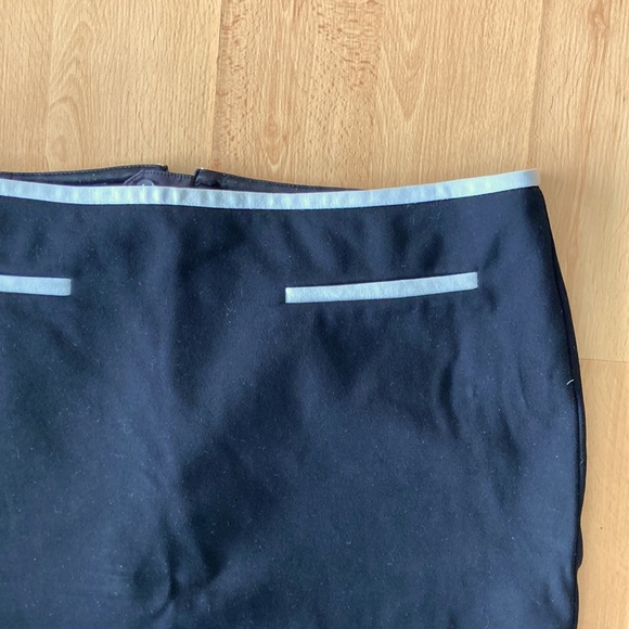 Black Contemporaine size 12 pencil skirt with white piping - Picture 3 of 5